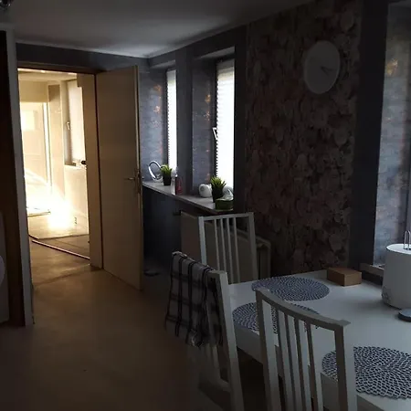 Hébergement de vacances Haus Für Monteure Bei Nina