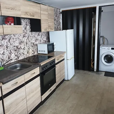 Haus Fuer Monteure Bei Nina